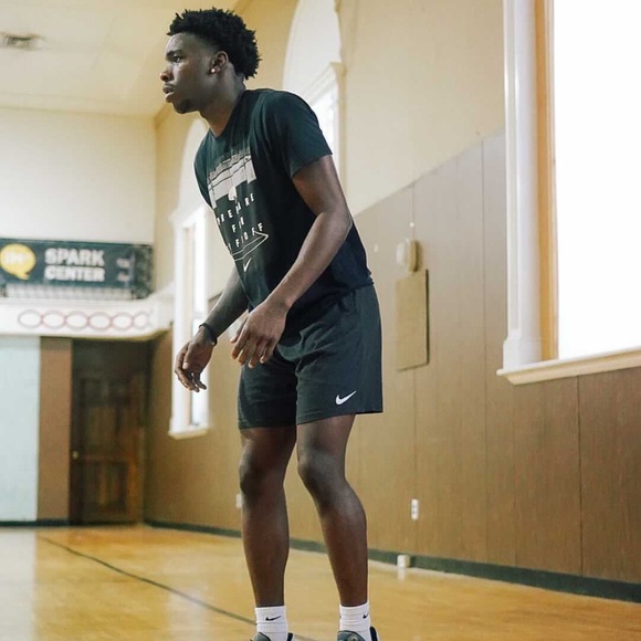 Meet your Posher, Nasir - Picture 1 of 1